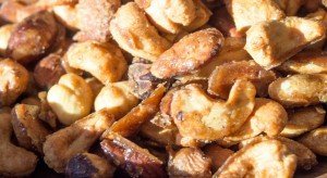 Sweet and Spicy Mixed Nuts