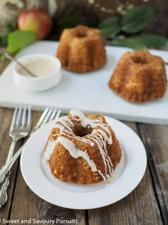 Mini Apple Spice Bundt Cakes