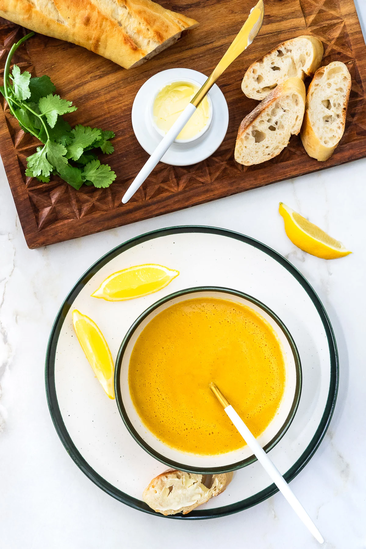 Bowl of puréed red lentil soup.