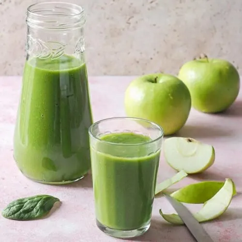 Freshly made Pineapple spinach smoothie.