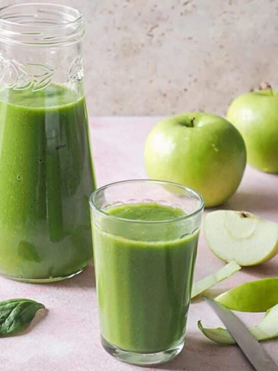 Freshly made Pineapple spinach smoothie.