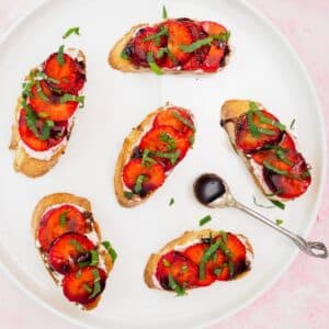 Plate of strawberry crostini.