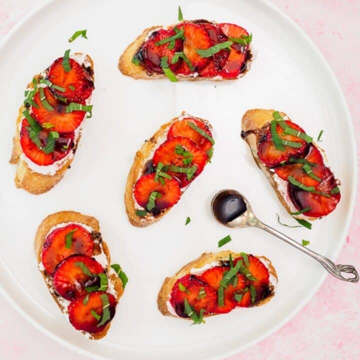 Plate of strawberry crostini.